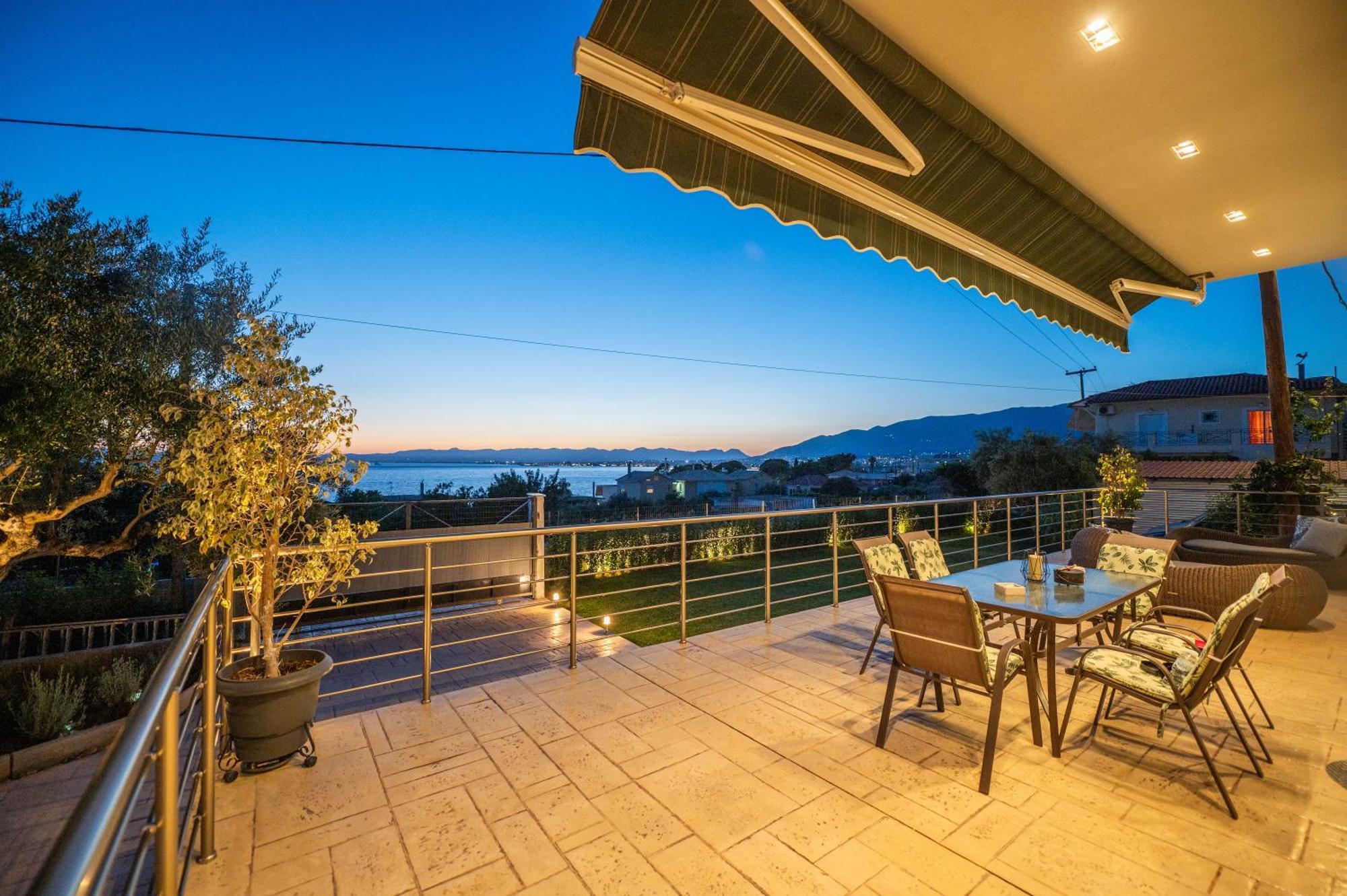 Thea Seaview Luxury Living Villa Kalamáta Buitenkant foto